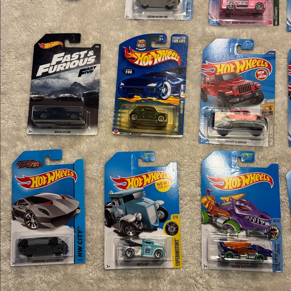 18 Hot Wheels as shown - Picture 3 of 5